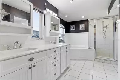 2502 Avenue B, Bradenton Beach, FL 34217 - Photo 40