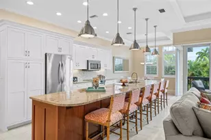 1021 Crescent St, Sarasota, FL 34242 - Photo 4