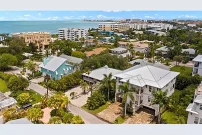 1021 Crescent Street #1, Sarasota, FL 34242 - Photo 2