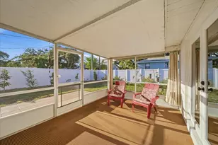 330 Falkland Rd, Venice, FL 34293 - Photo 40