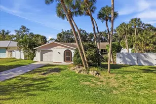 330 Falkland Rd, Venice, FL 34293 - Photo 4