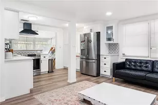 4105 Rockefeller Ave, Sarasota, FL 34231 - Photo 12