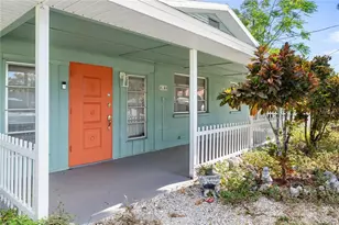 4105 Rockefeller Ave, Sarasota, FL 34231 - Photo 6