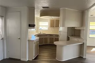 6710 36th Ave E, Palmetto, FL 34221 - Photo 14