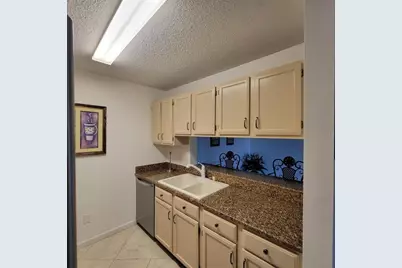 4028 Crockers Lake Boulevard #18, Sarasota, FL 34238 - Photo 4