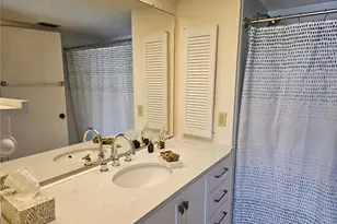 3651 Hispania Pl, Sarasota, FL 34232 - Photo 10