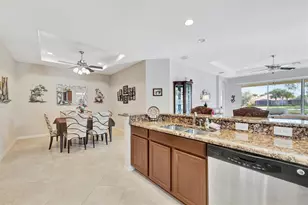 3811 Bridlecrest Ln, Bradenton, FL 34209 - Photo 18