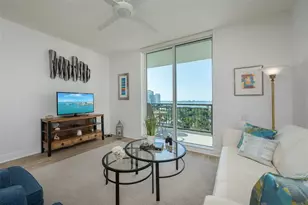 800 N Tamiami Trail, Sarasota, FL 34236 - Photo 10