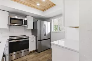 3500 Beneva Rd, Sarasota, FL 34232 - Photo 6