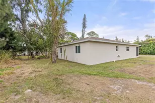1925 34th Ave E, Bradenton, FL 34208 - Photo 30