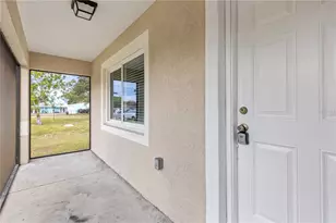 1925 34th Ave E, Bradenton, FL 34208 - Photo 4