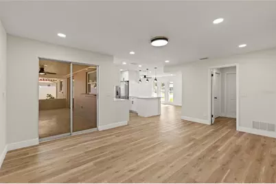 2186 Waterside Drive, Clearwater, FL 33764 - Photo 10