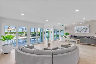 701 Tyler Dr, Sarasota, FL 34236 - Photo 10