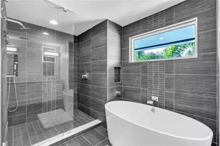 701 Tyler Dr, Sarasota, FL 34236 - Photo 28