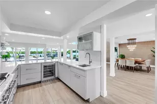 701 Tyler Dr, Sarasota, FL 34236 - Photo 8