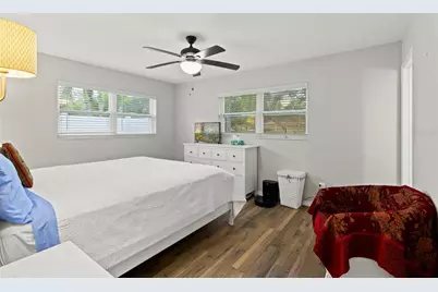 1053 66th Avenue S, Saint Petersburg, FL 33705 - Photo 12