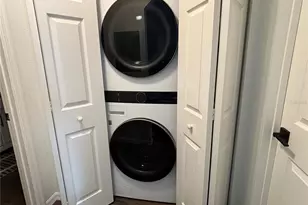 8809 Manor Loop, Lakewood Ranch, FL 34202 - Photo 6