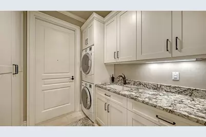 2052 Benjamin Franklin Drive #PH 1102, Sarasota, FL 34236 - Photo 38