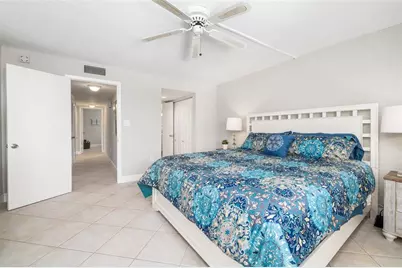 1770 Benjamin Franklin Drive #203, Sarasota, FL 34236 - Photo 18