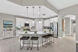 7538 Divot Loop, Lakewood Ranch, FL 34202 - Photo 4
