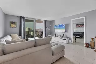 101 S Gulfstream Ave, Sarasota, FL 34236 - Photo 8