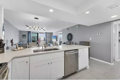 101 S Gulfstream Avenue #15E, Sarasota, FL 34236 - Photo 6