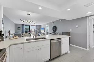 101 S Gulfstream Ave, Sarasota, FL 34236 - Photo 6