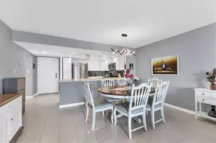 101 S Gulfstream Ave, Sarasota, FL 34236 - Photo 10