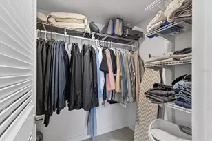 101 S Gulfstream Ave, Sarasota, FL 34236 - Photo 16