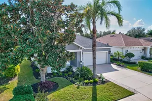 11842 Forest Park Cir, Bradenton, FL 34211 - Photo 4