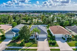 11842 Forest Park Cir, Bradenton, FL 34211 - Photo 8