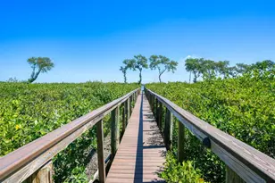 12334 Baypointe Terrace, Cortez, FL 34215 - Photo 44