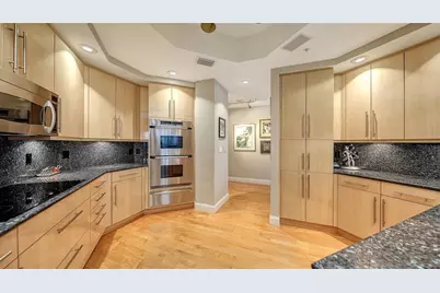 35 Watergate Drive #1005, Sarasota, FL 34236 - Photo 14