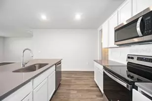 3703 Hatchery Wy, Lakewood Ranch, FL 34211 - Photo 10