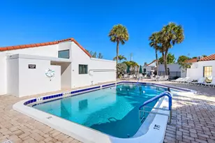 1585 Tarpon Center Dr, Venice, FL 34285 - Photo 32
