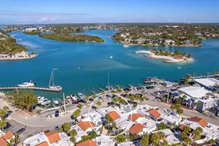 1585 Tarpon Center Dr, Venice, FL 34285 - Photo 46