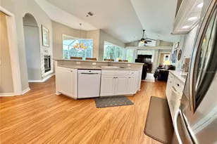 9308 Firethorn Pl, Lakewood Ranch, FL 34202 - Photo 16
