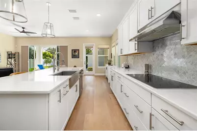 2576 Wood Street, Sarasota, FL 34237 - Photo 14