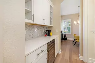 2576 Wood St, Sarasota, FL 34237 - Photo 20