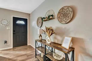 2127 Lee Ln, Sarasota, FL 34231 - Photo 4