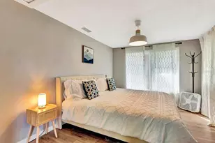 2127 Lee Ln, Sarasota, FL 34231 - Photo 20