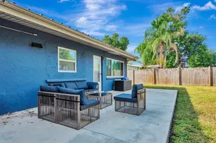 2127 Lee Ln, Sarasota, FL 34231 - Photo 30