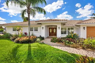 5348 Shadow Lawn Dr, Sarasota, FL 34242 - Photo 1