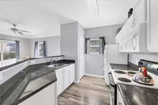 4802 51st Street W, Bradenton, FL 34210 - Photo 14