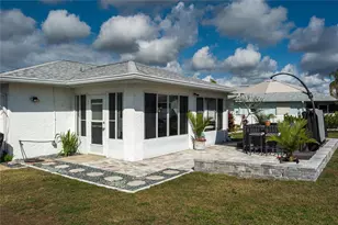 682 Fort Duquesna Dr, Sun City Center, FL 33573 - Photo 22