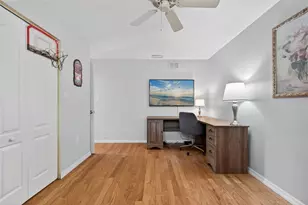 5676 Beneva Woods Cir, Sarasota, FL 34233 - Photo 30