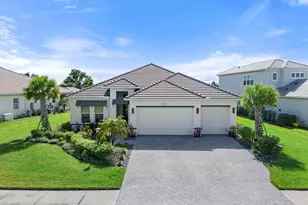 729 Tailwind Pl, Sarasota, FL 34240 - Photo 1