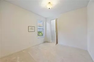 6514 41st Ct E, Sarasota, FL 34243 - Photo 16