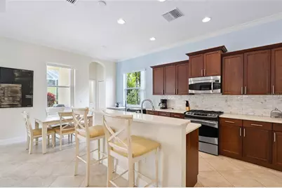 8416 Abingdon Court, University Park, FL 34201 - Photo 14