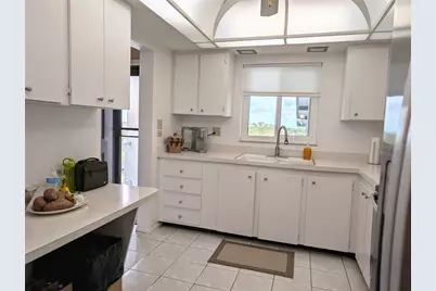 3494 Lake Bayshore Drive #P-520, Bradenton, FL 34205 - Photo 8